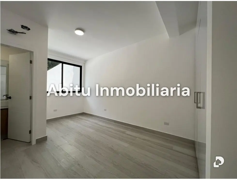 Casa en El Cafetal, Caracas – 31