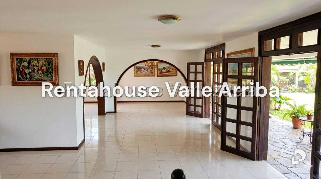 House in La Boyera, Caracas – 11