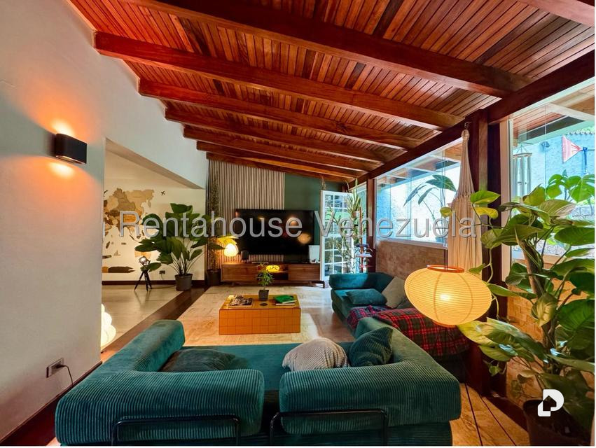 House in Alto Prado, Caracas – 1