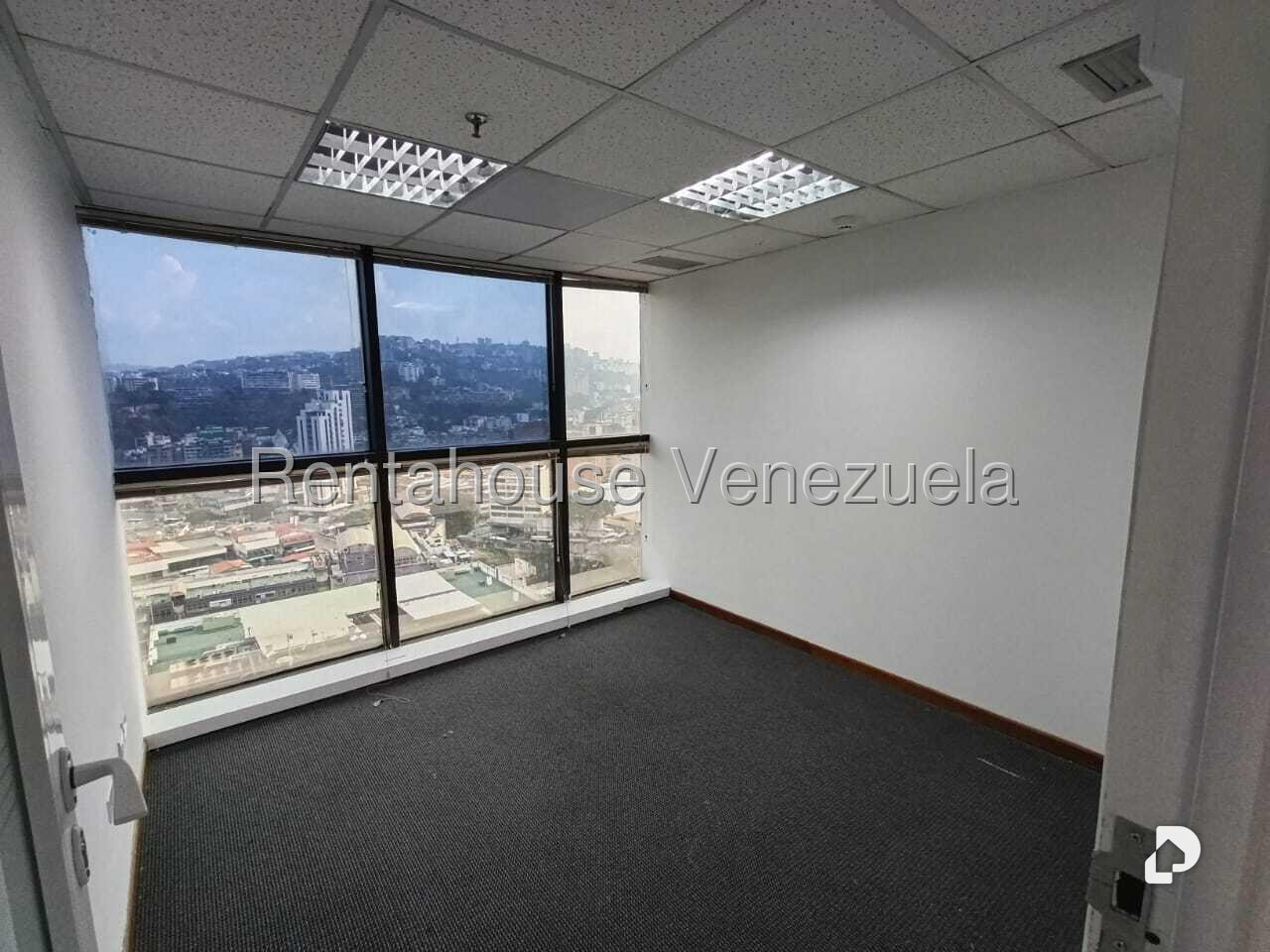 Oficina en El Bosque, Caracas