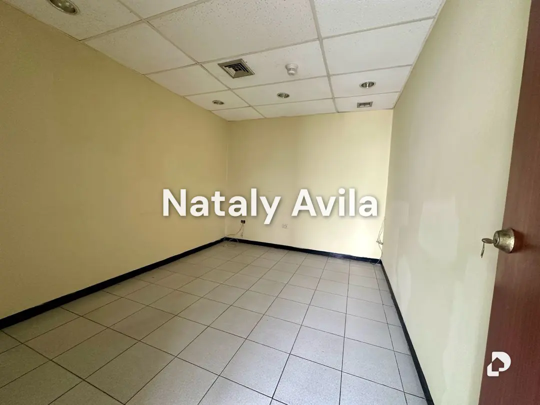Oficina en Av. Bolívar Norte, Valencia – 5
