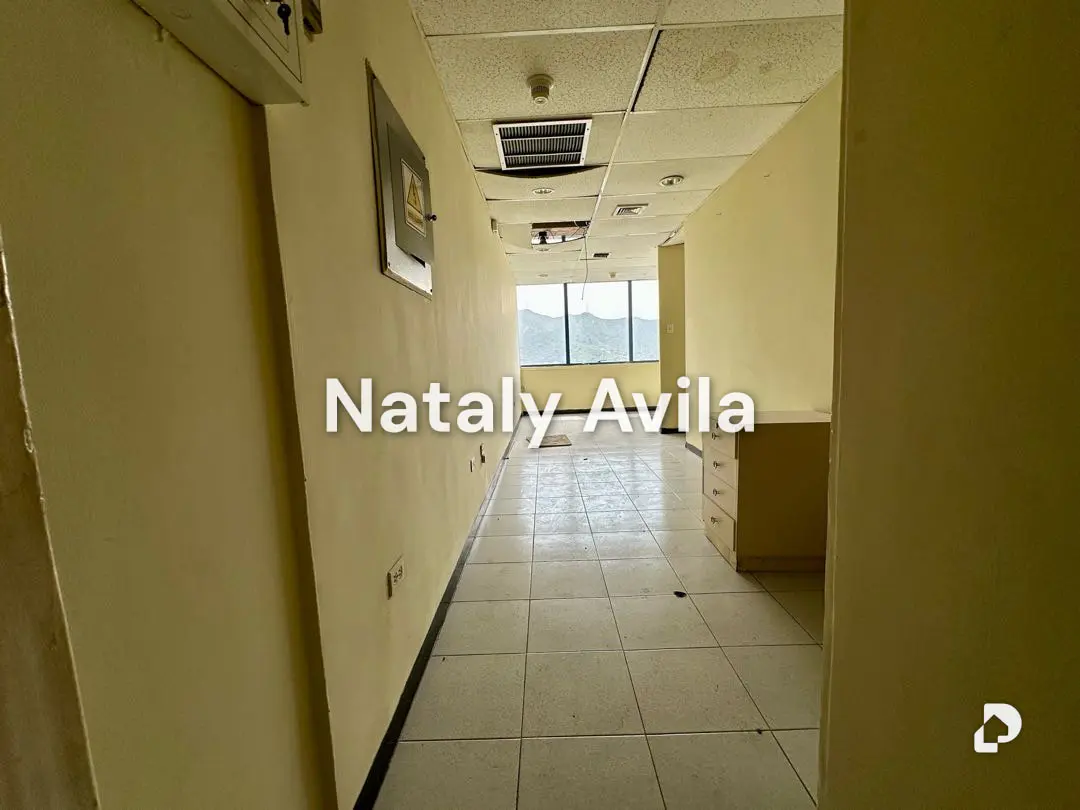 Oficina en Av. Bolívar Norte, Valencia – 8
