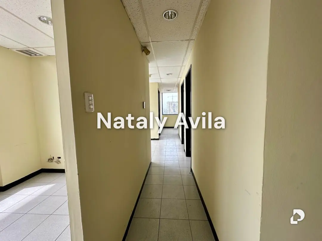 Oficina en Av. Bolívar Norte, Valencia – 6