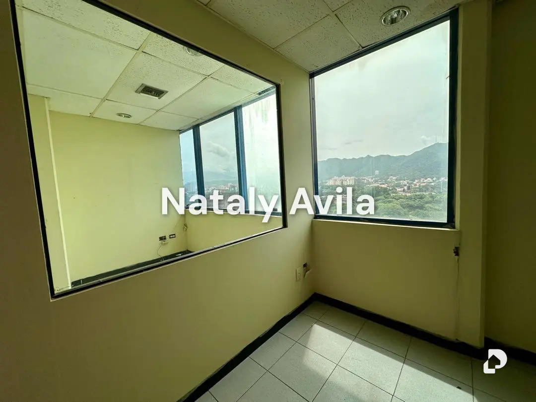 Oficina en Av. Bolívar Norte, Valencia – 3