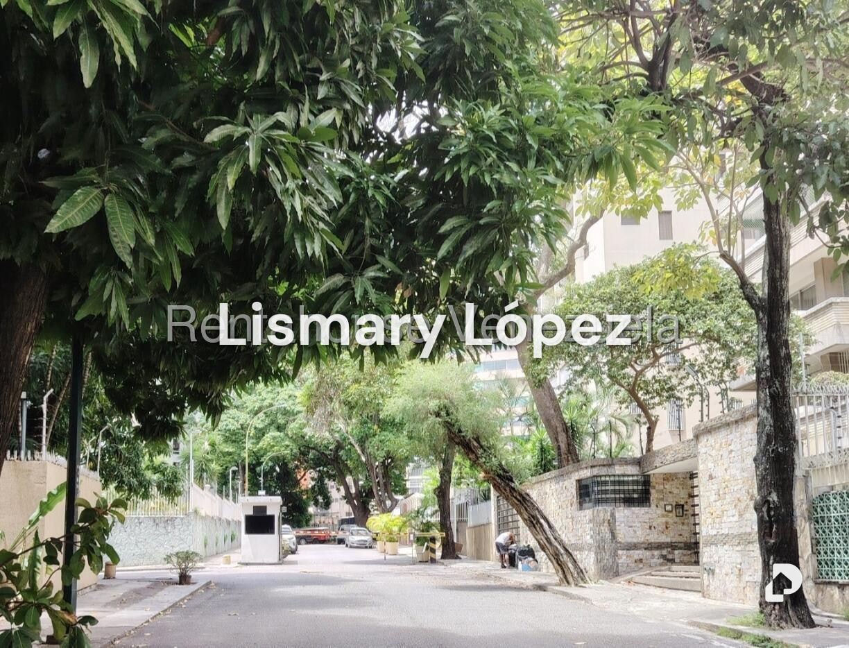 Apartamento en La Florida, Caracas – 2