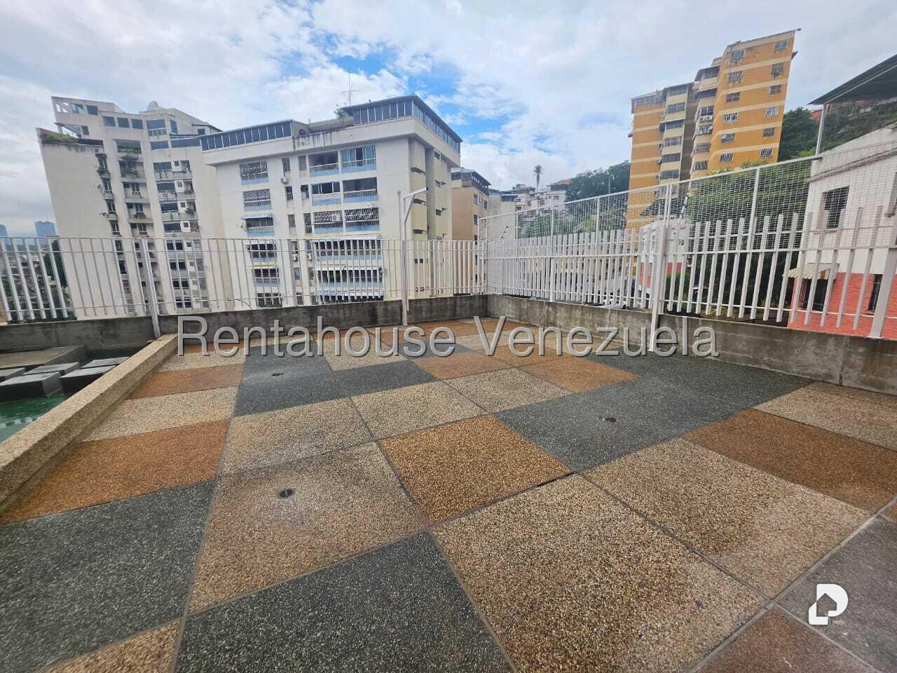 Apartamento en Los Chaguaramos, Caracas – 19