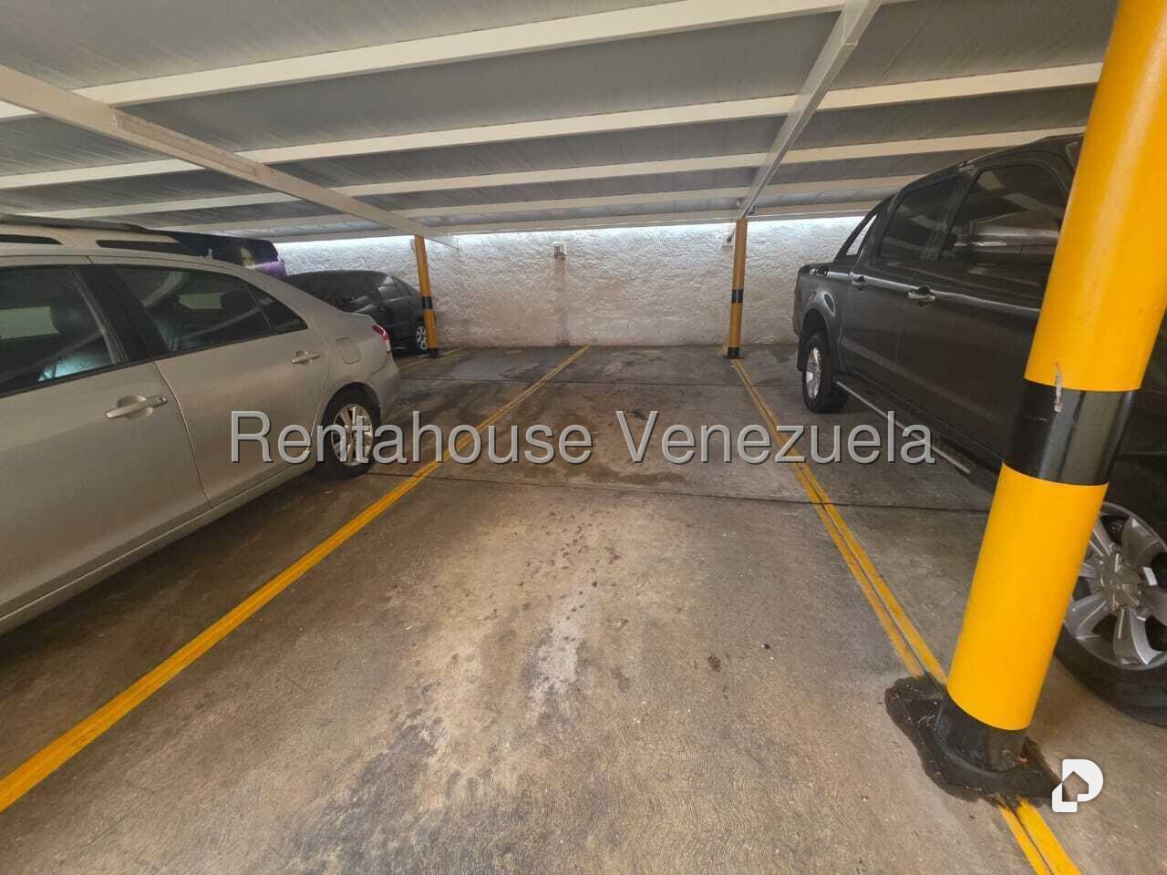 Apartamento en Los Chaguaramos, Caracas – 18