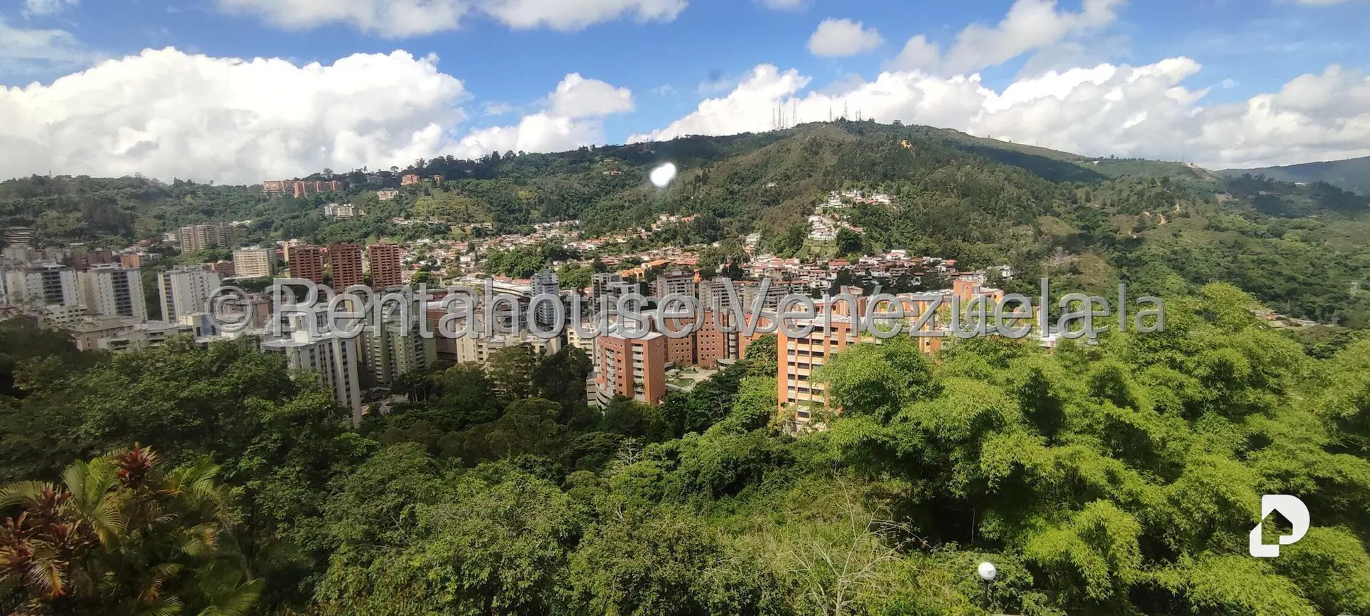 Townhouse in Los Naranjos (del Cafetal), Caracas – 20
