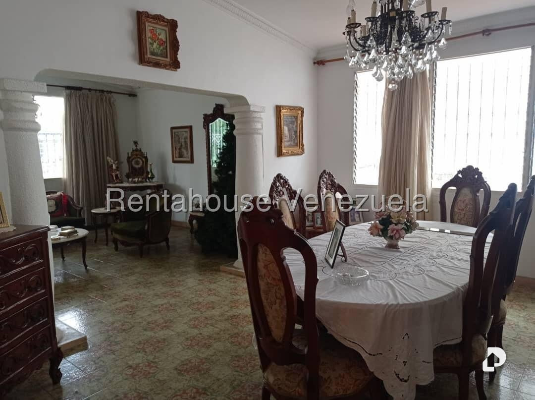 Casa en Las Palmas, Caracas – 25