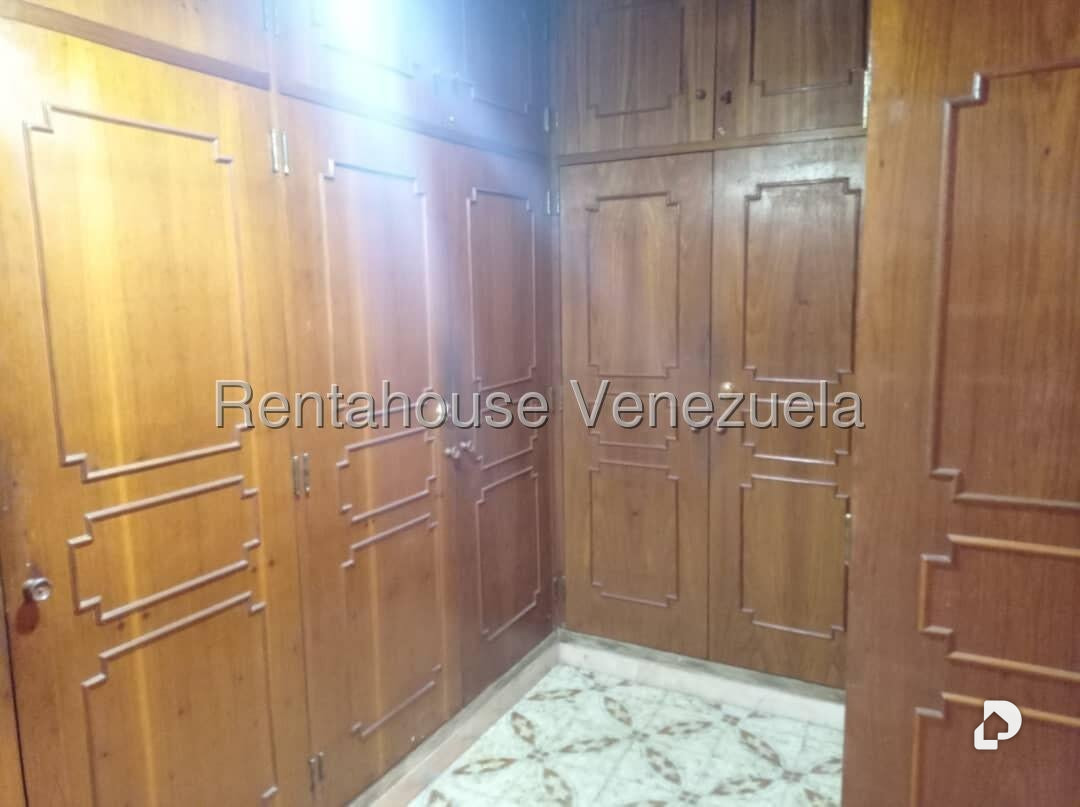 Casa en Las Palmas, Caracas – 28
