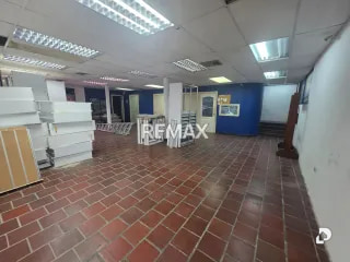 Galpón en Calle 70, Maracaibo – 18