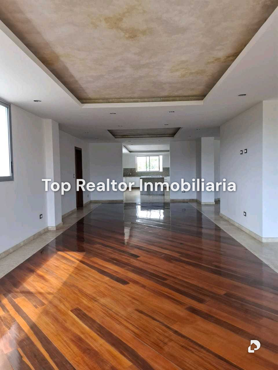 Casa en La Lagunita, Caracas – 10