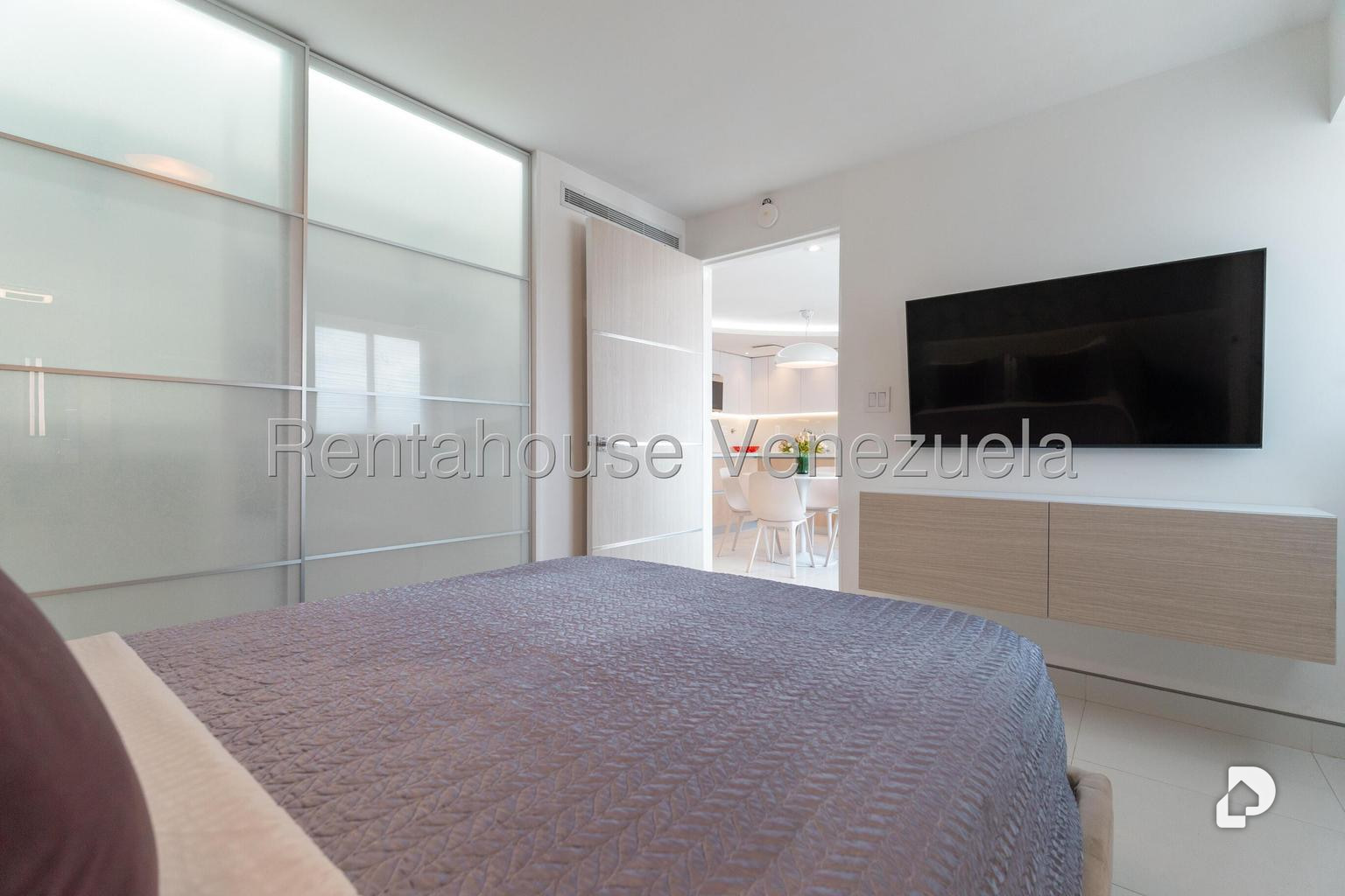 Apartamento en El Rosal, Caracas – 13