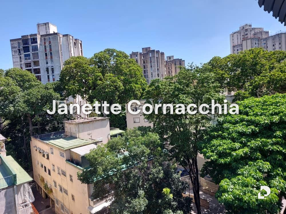 Apartamento en El Bosque, Caracas – 16