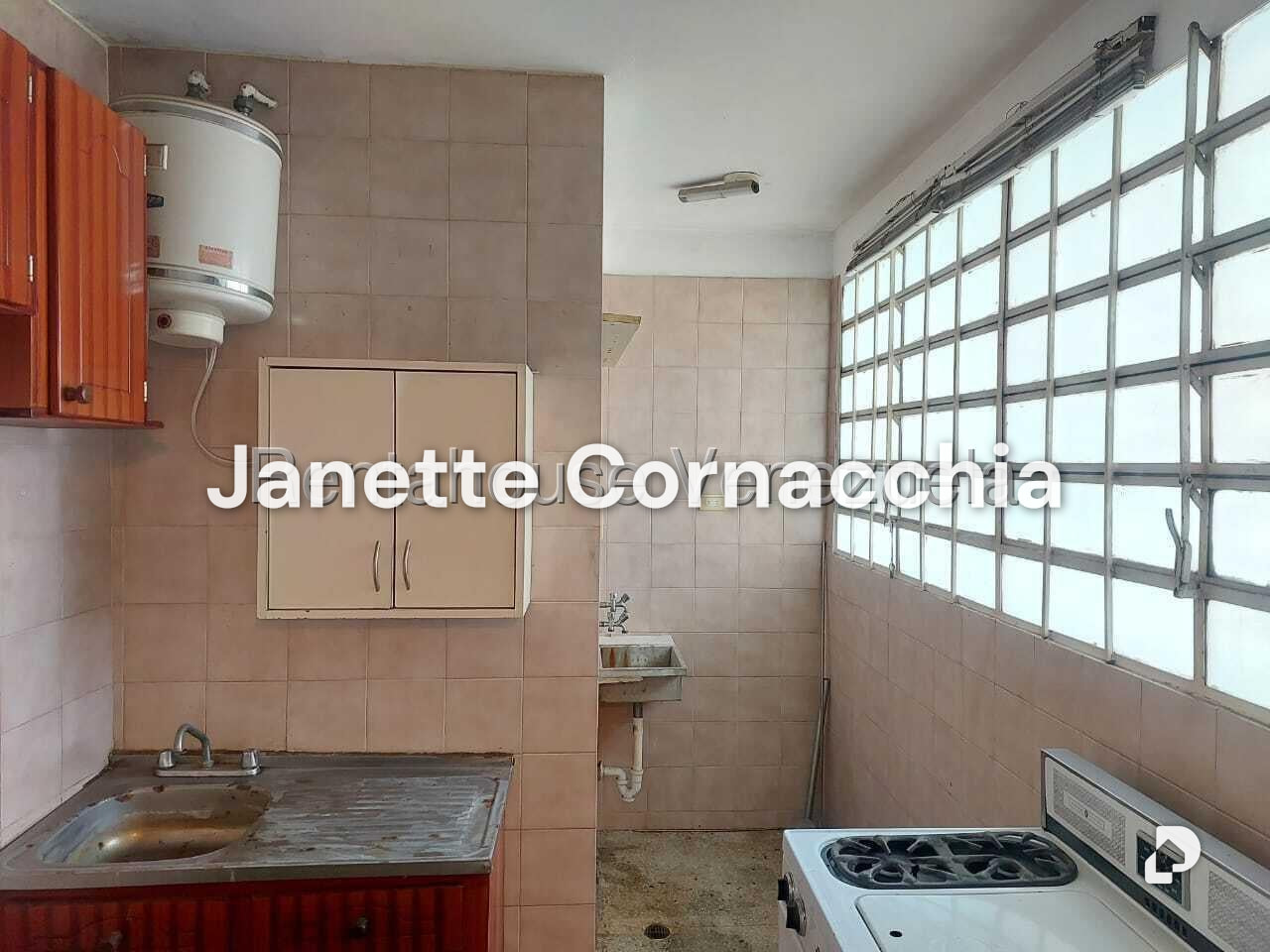 Apartamento en El Bosque, Caracas – 13