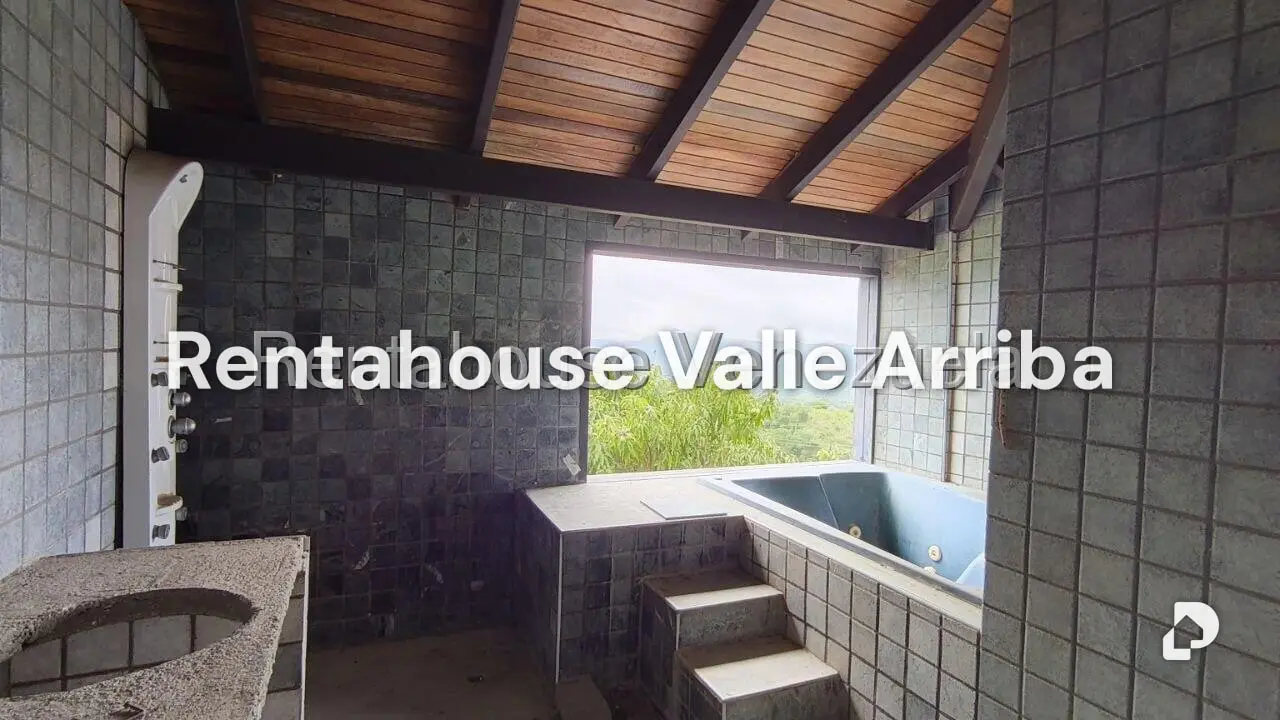 Casa en Caicaguana, Caracas – 17