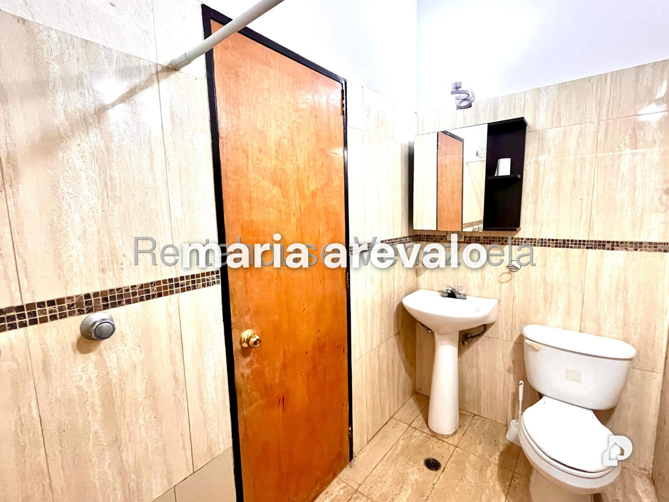 Apartamento en Colinas de La Tahona, Caracas – 19