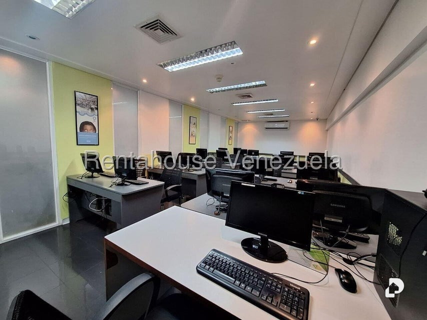 Office in El Rosal, Caracas – 7