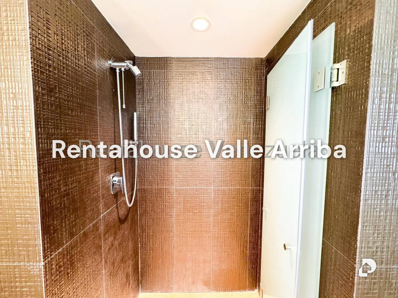 Apartamento en El Rosal, Caracas – 30