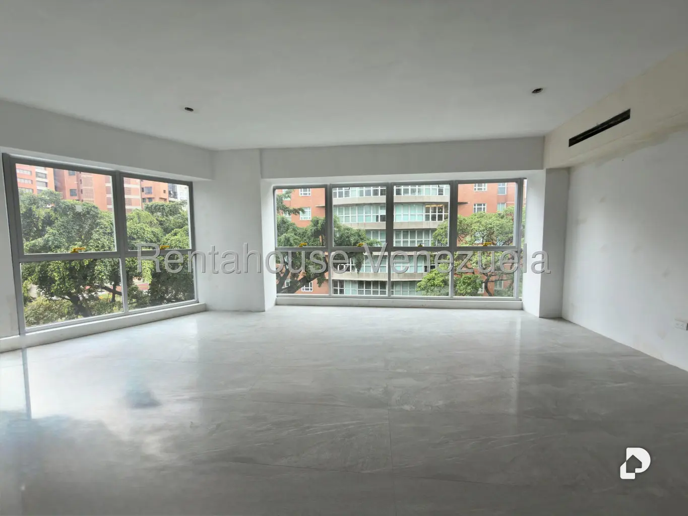 Apartamento en El Rosal, Caracas – 3