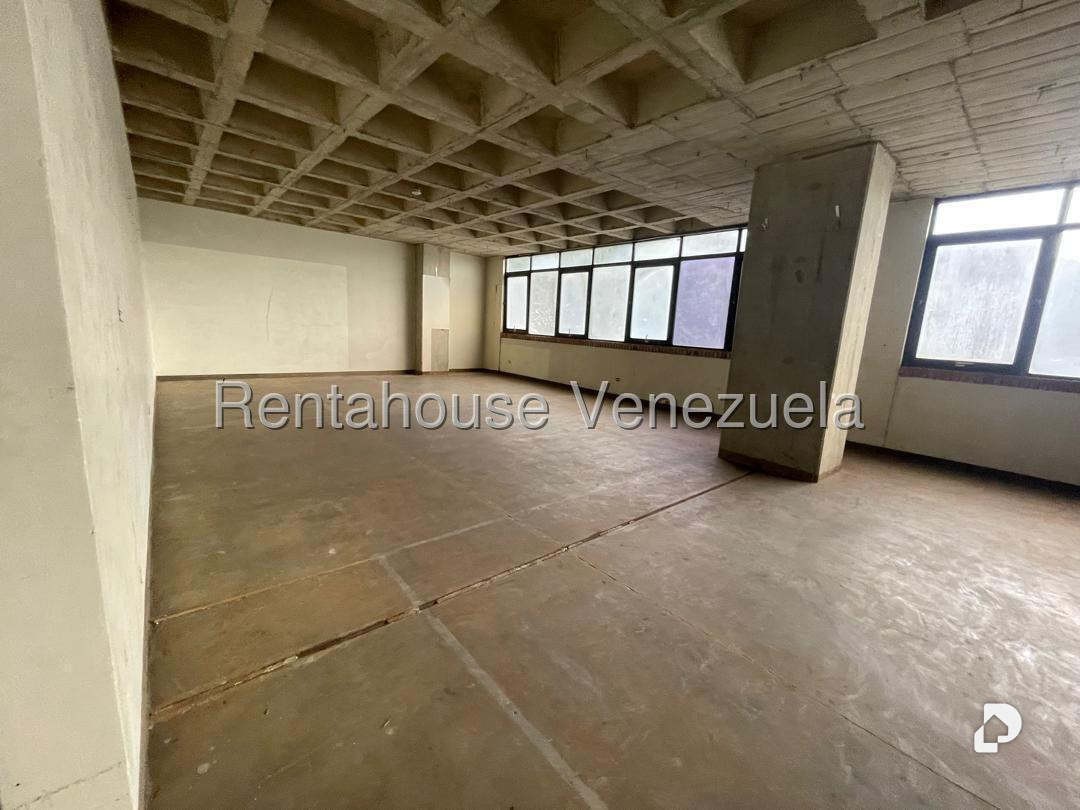 Local comercial en El Valle, Caracas – 7