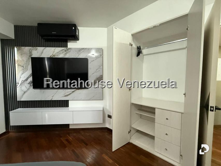 Apartamento en El Rosal, Caracas – 16