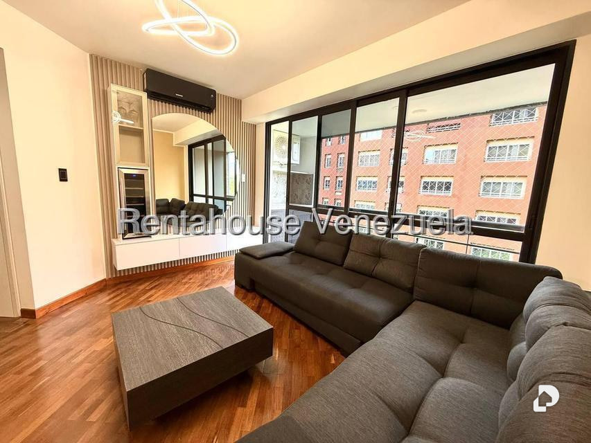 Apartamento en El Rosal, Caracas – 6
