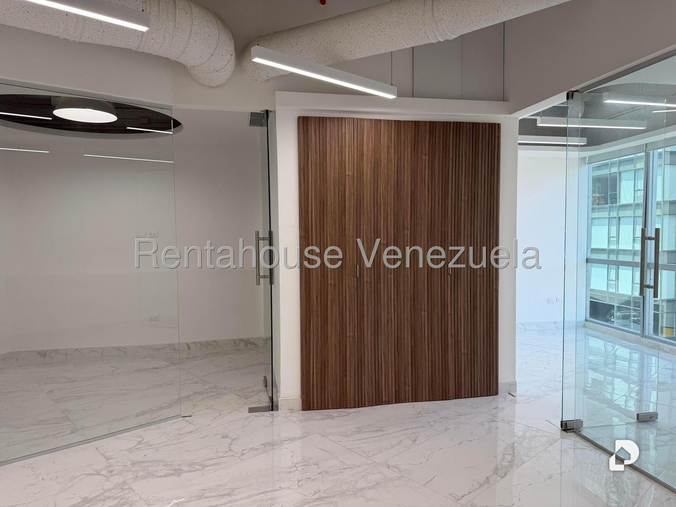 Oficina en Las Mercedes, Caracas – 9