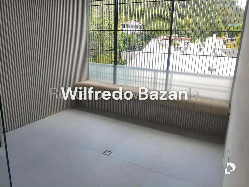 Apartamento en Los Palos Grandes, Caracas – 11