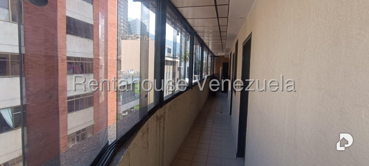 Edificio en Chacao, Caracas – 24