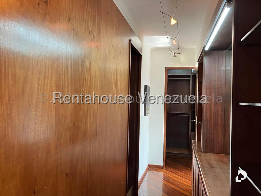 Apartamento en Colinas del Tamanaco, Caracas – 16