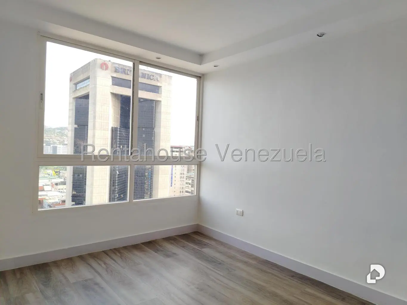 Apartamento en Altamira, Caracas – 11