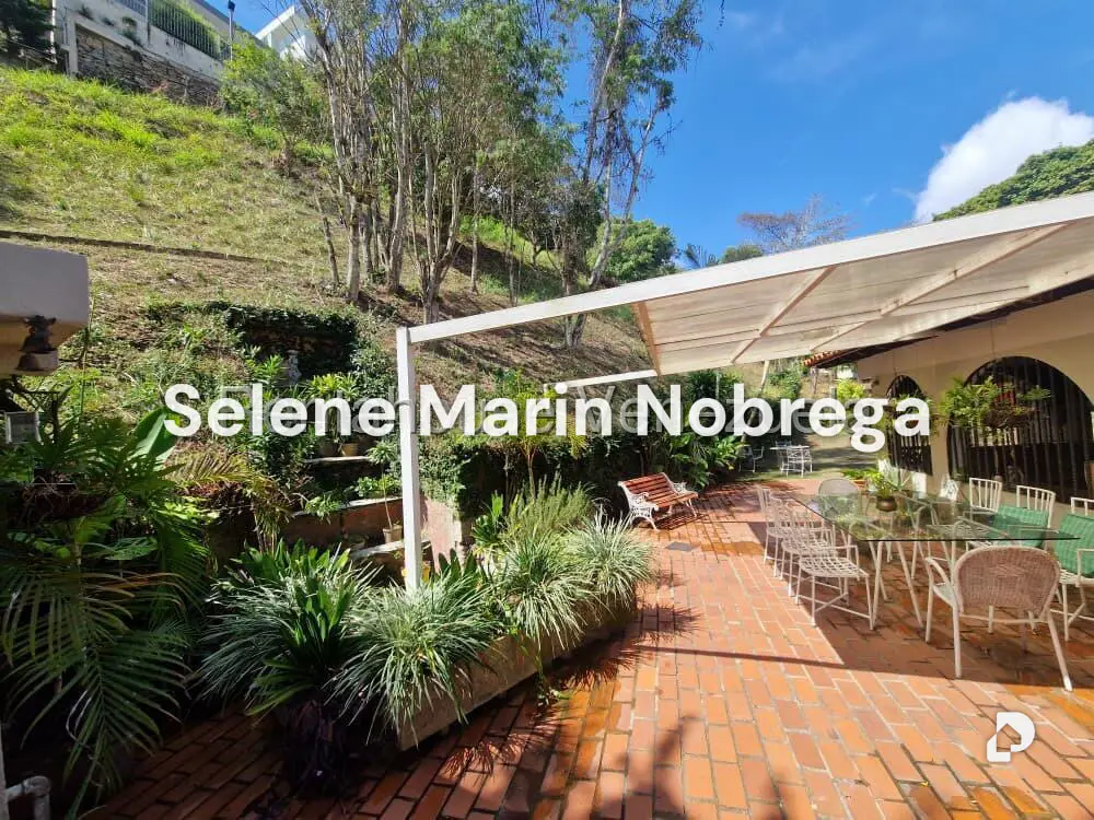 House in Santa Paula, Caracas – 16