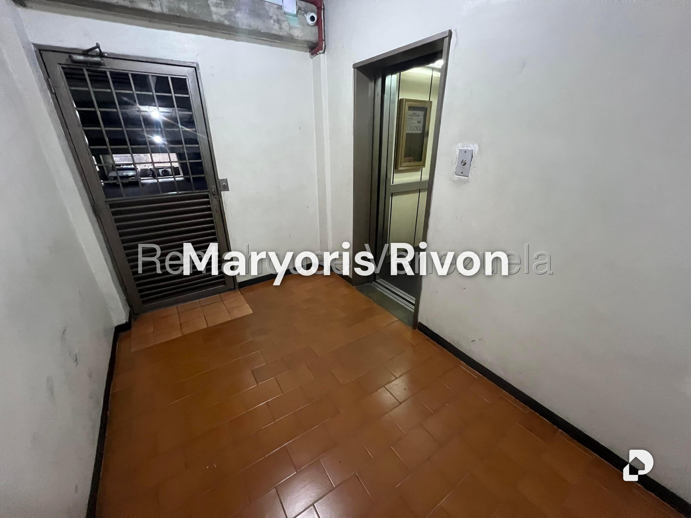 Apartamento en El Paraíso, Caracas – 17
