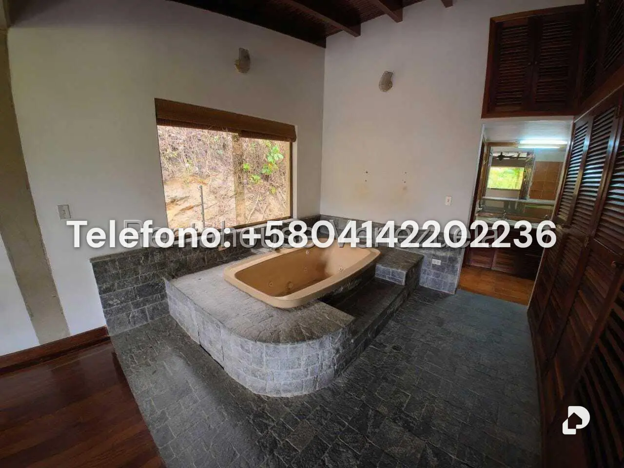 Casa en Oripoto, Caracas – 35