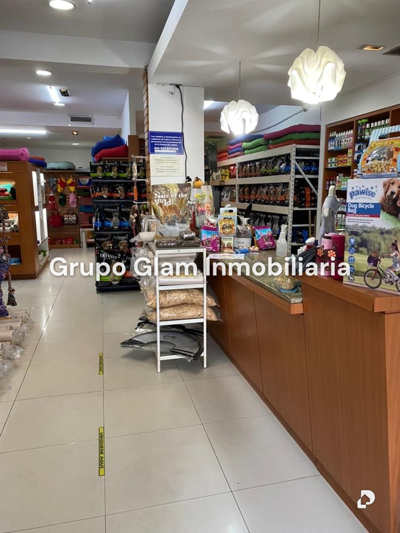 Local comercial en Las Mercedes, Caracas – 12