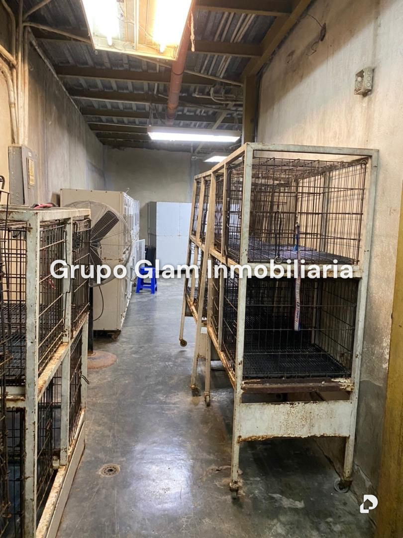 Local comercial en Las Mercedes, Caracas – 1
