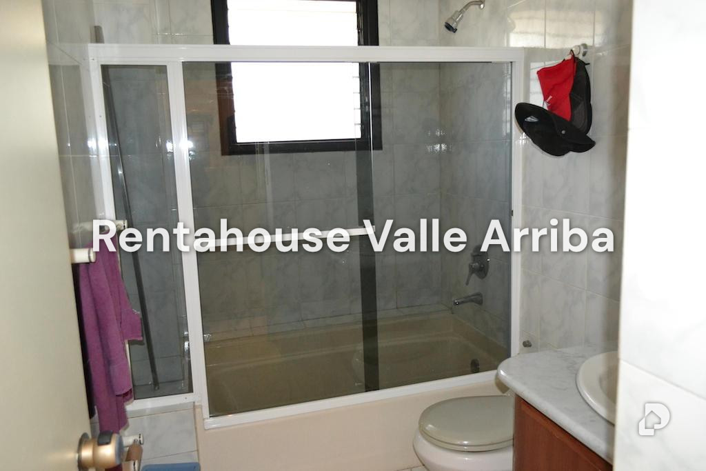 Apartamento en La Florida, Caracas – 19