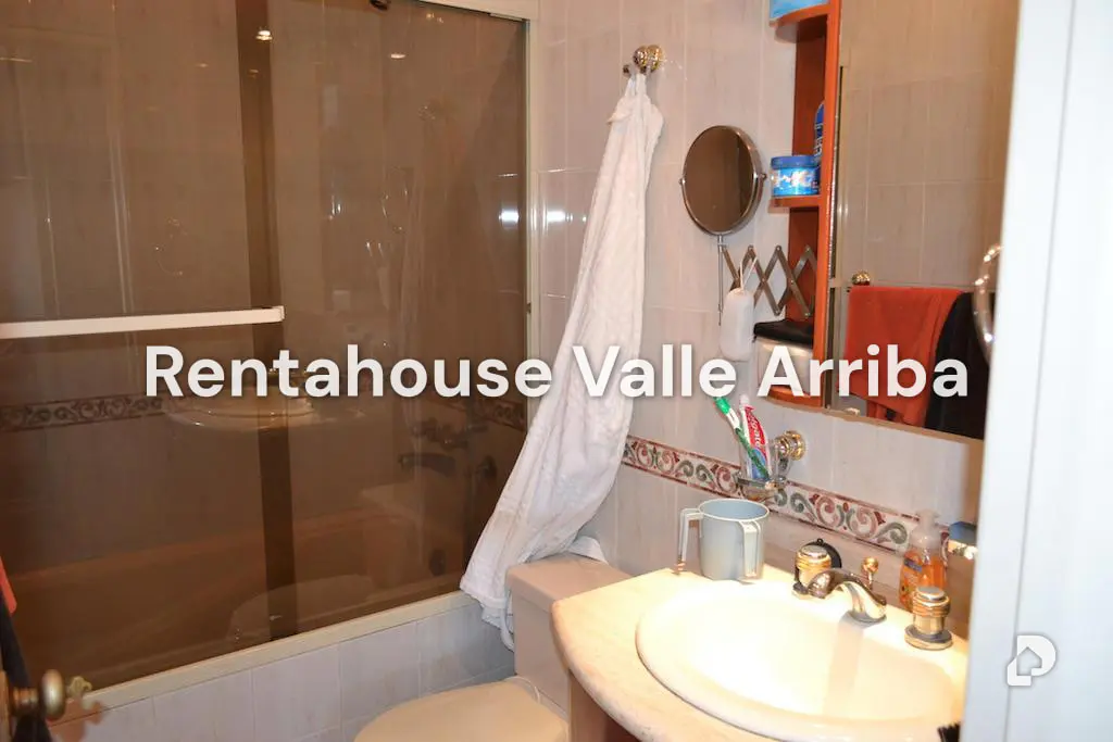 Apartamento en La Florida, Caracas – 27
