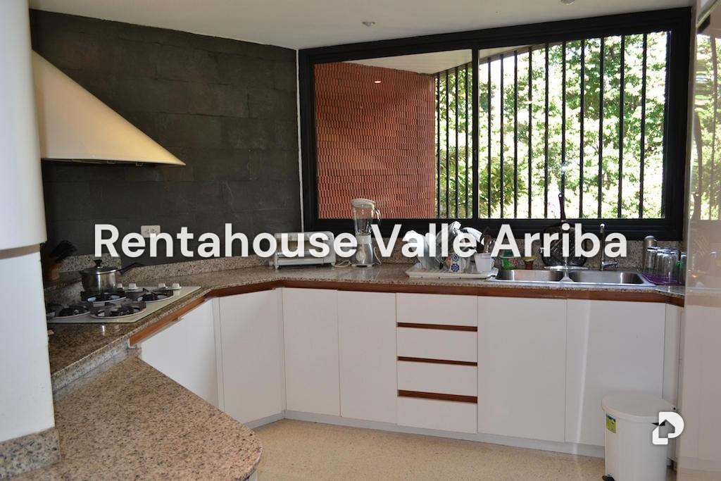 Apartamento en La Florida, Caracas – 9