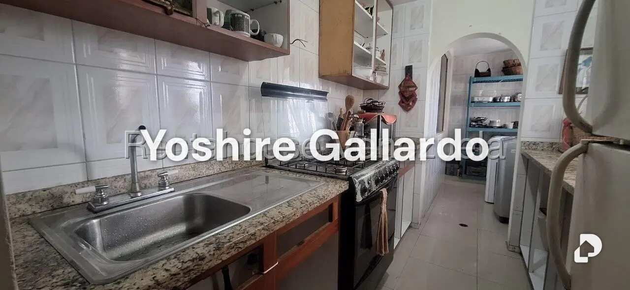 Apartamento en La Rosaleda, San Antonio de Los Altos – 6