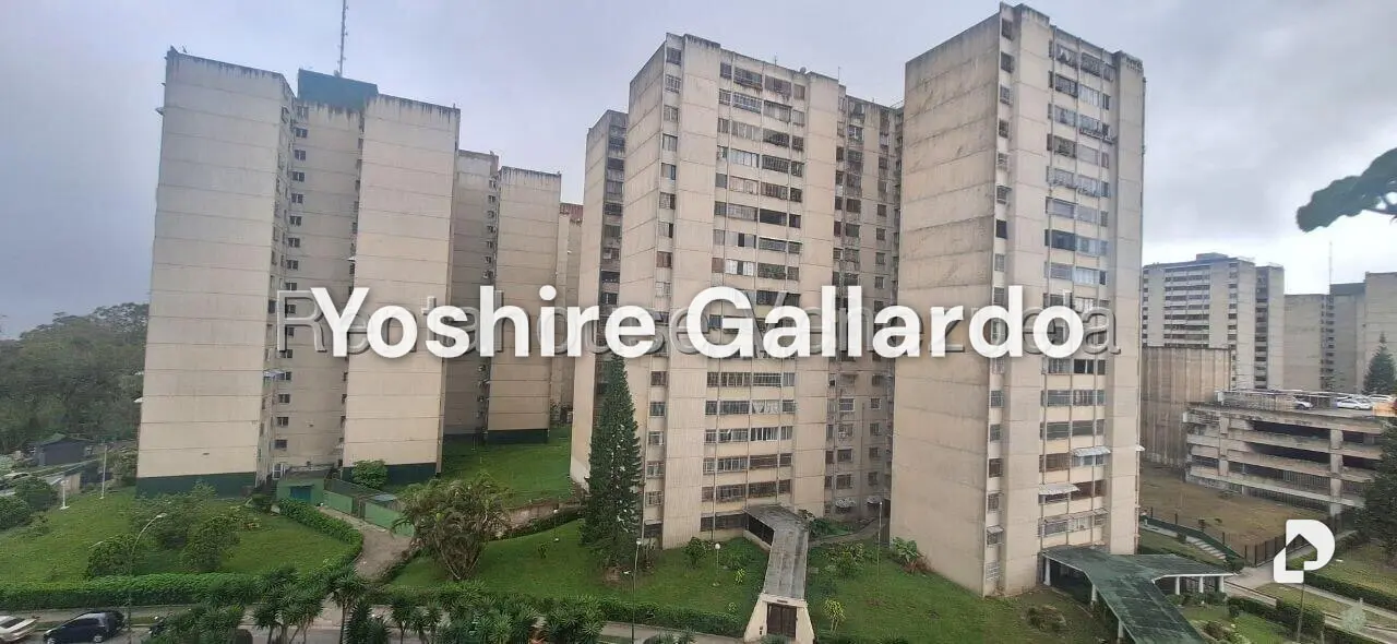 Apartamento en La Rosaleda, San Antonio de Los Altos – 4
