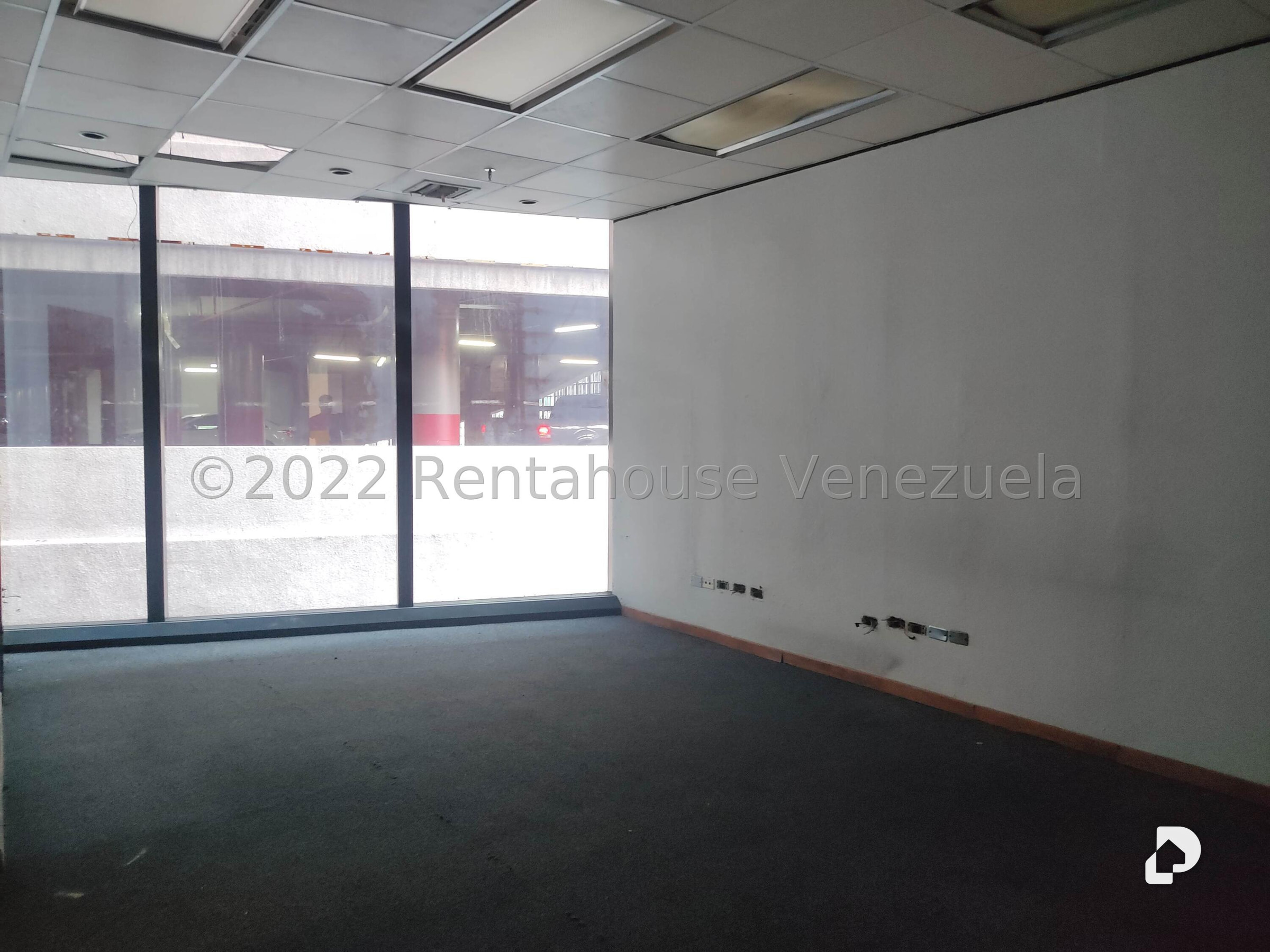 Local comercial en El Rosal, Caracas – 17