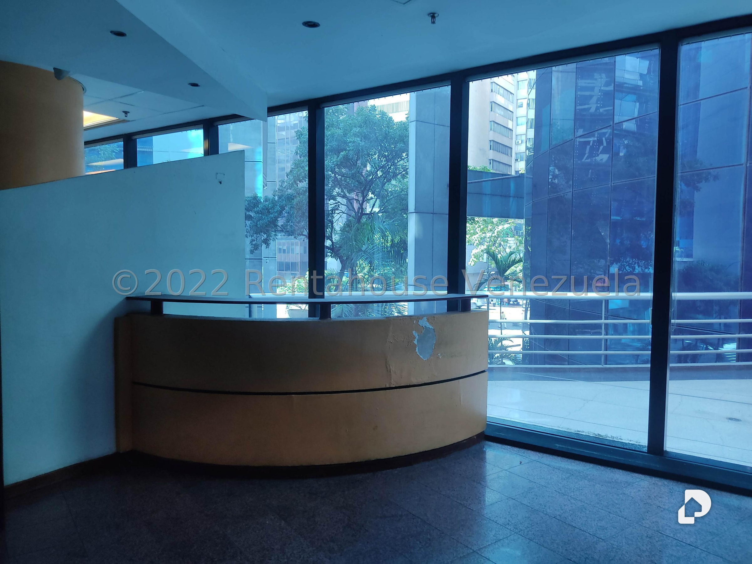 Local comercial en El Rosal, Caracas – 3