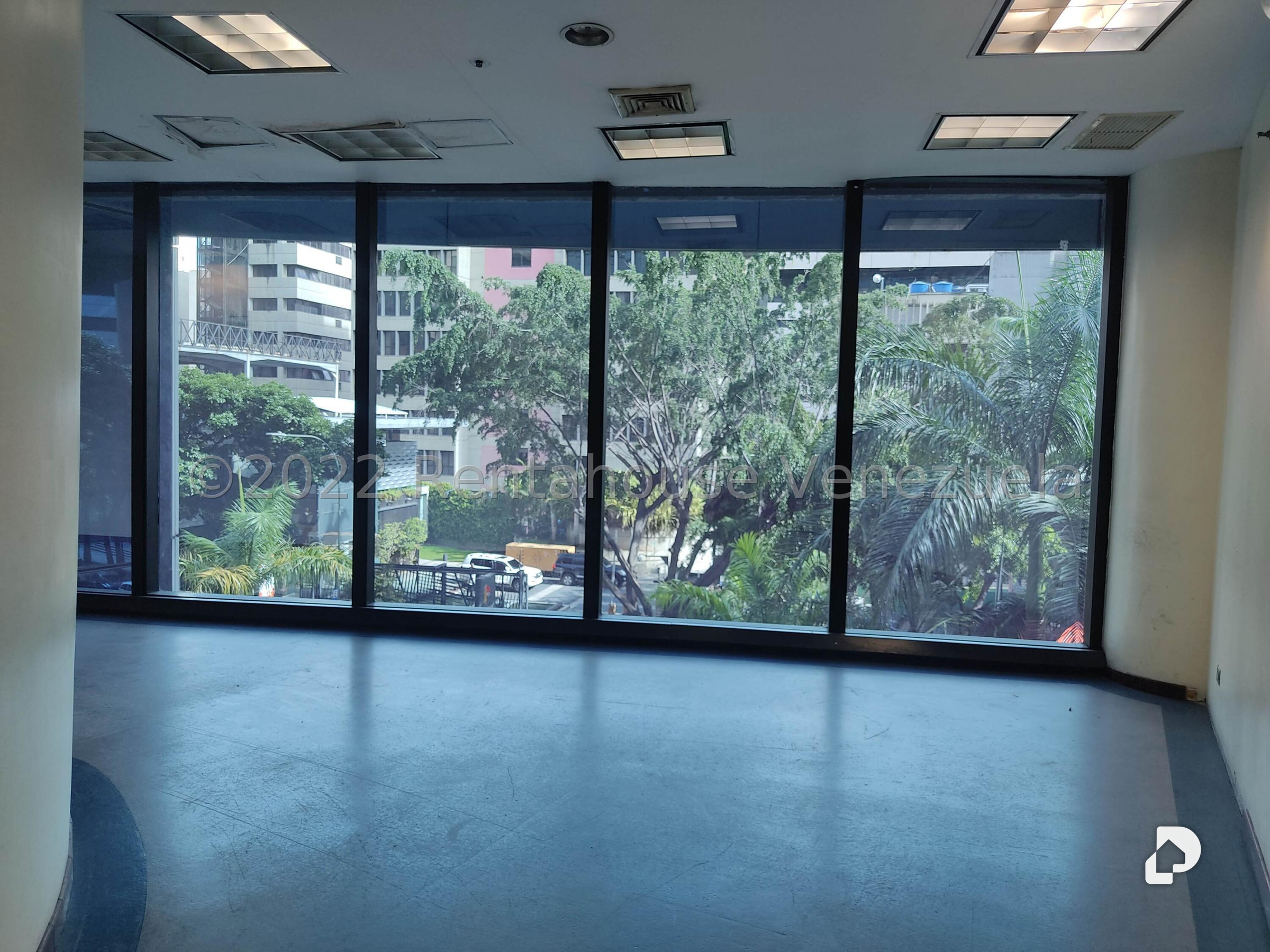 Local comercial en El Rosal, Caracas – 13