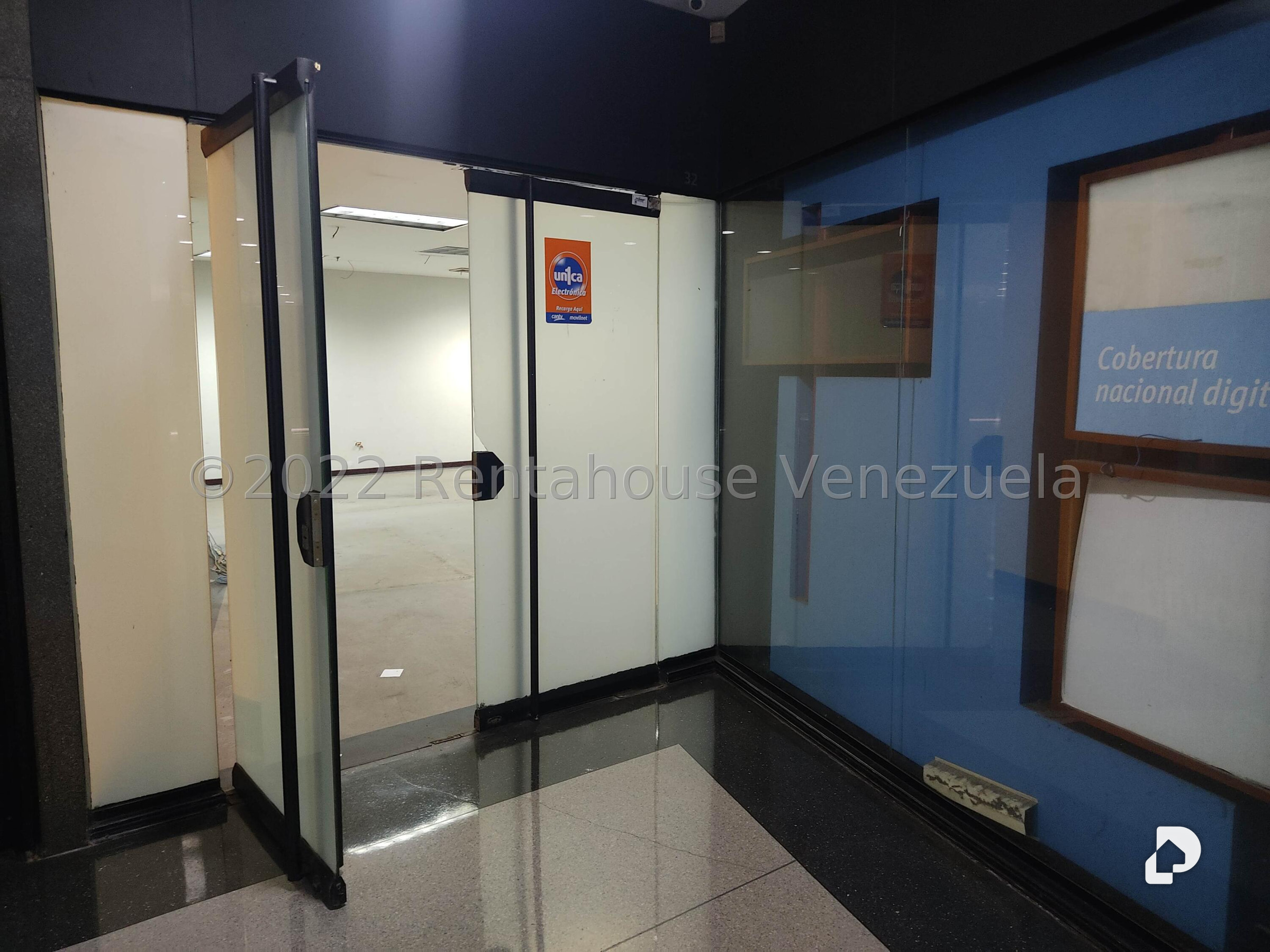 Local comercial en El Rosal, Caracas – 20