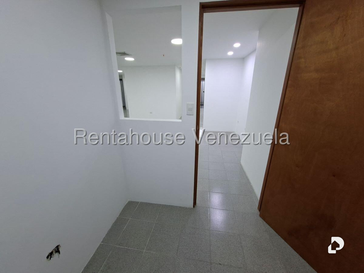 Oficina en Macaracuay, Caracas – 24