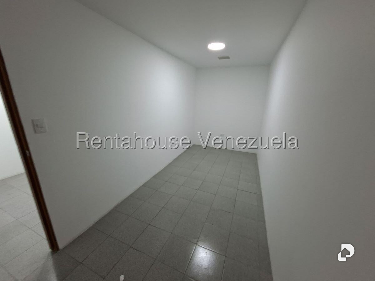 Oficina en Macaracuay, Caracas – 13