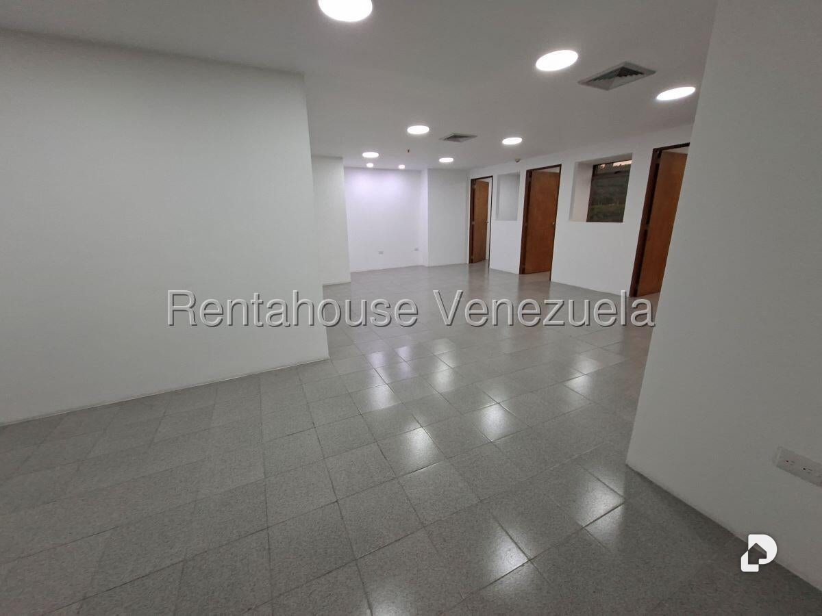 Oficina en Macaracuay, Caracas – 11