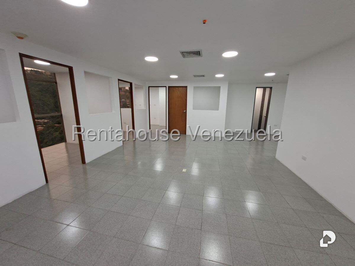 Oficina en Macaracuay, Caracas – 17